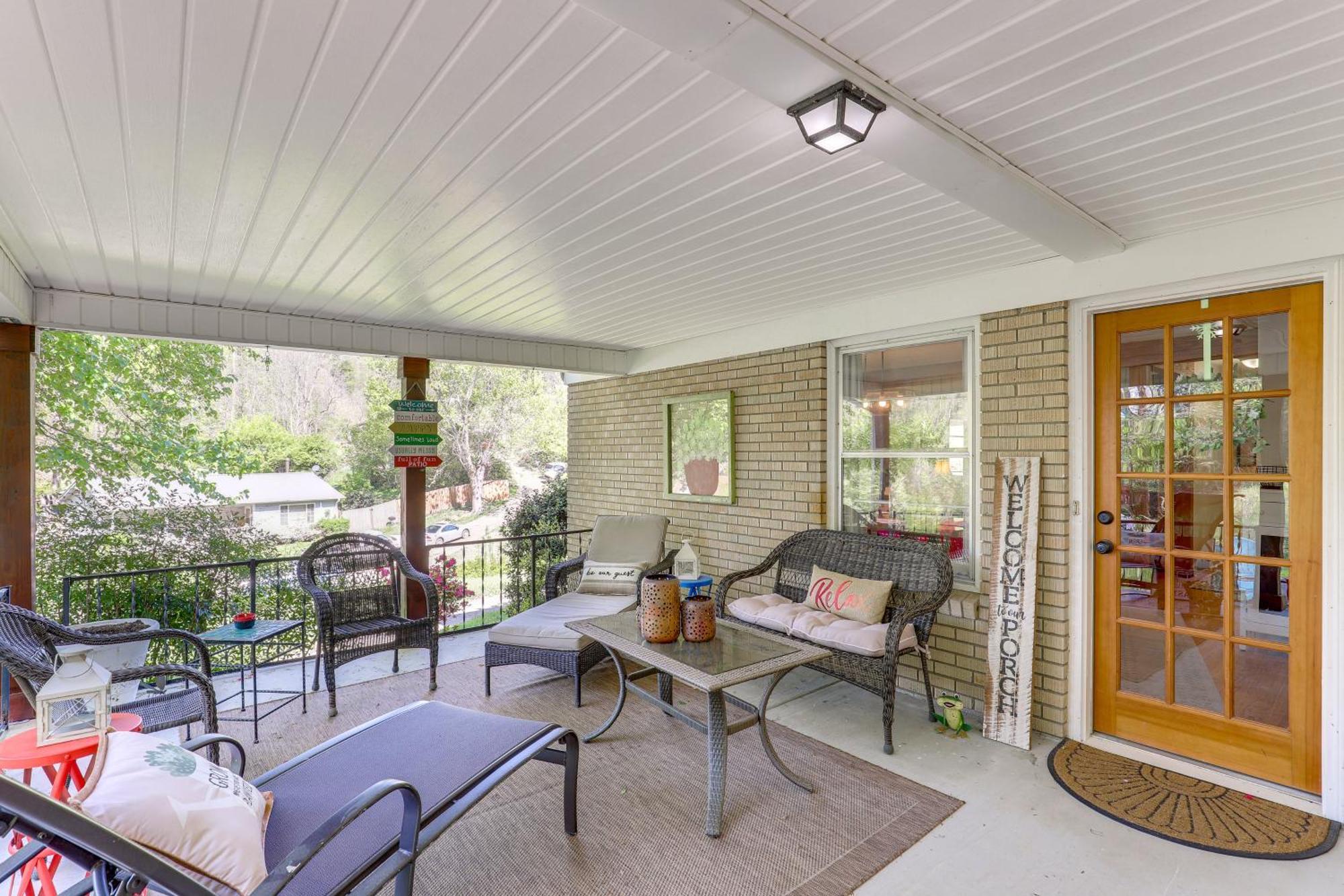 Updated Marshall Home With Fire Pit And Game Room! מראה חיצוני תמונה